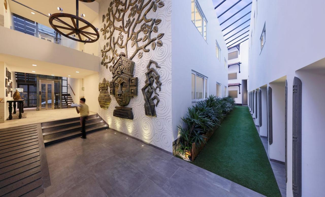 The Andhra Art & Craft Hotel วิสาขปัตนัม ภายนอก รูปภาพ